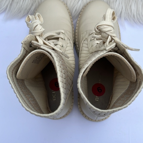 BCBGENERATION Women’s Tassie Fashion Boot SZ 6M NWOT - Picture 11 of 16